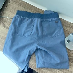 Figs vapor blue jogger scrubs size tall small scrubs